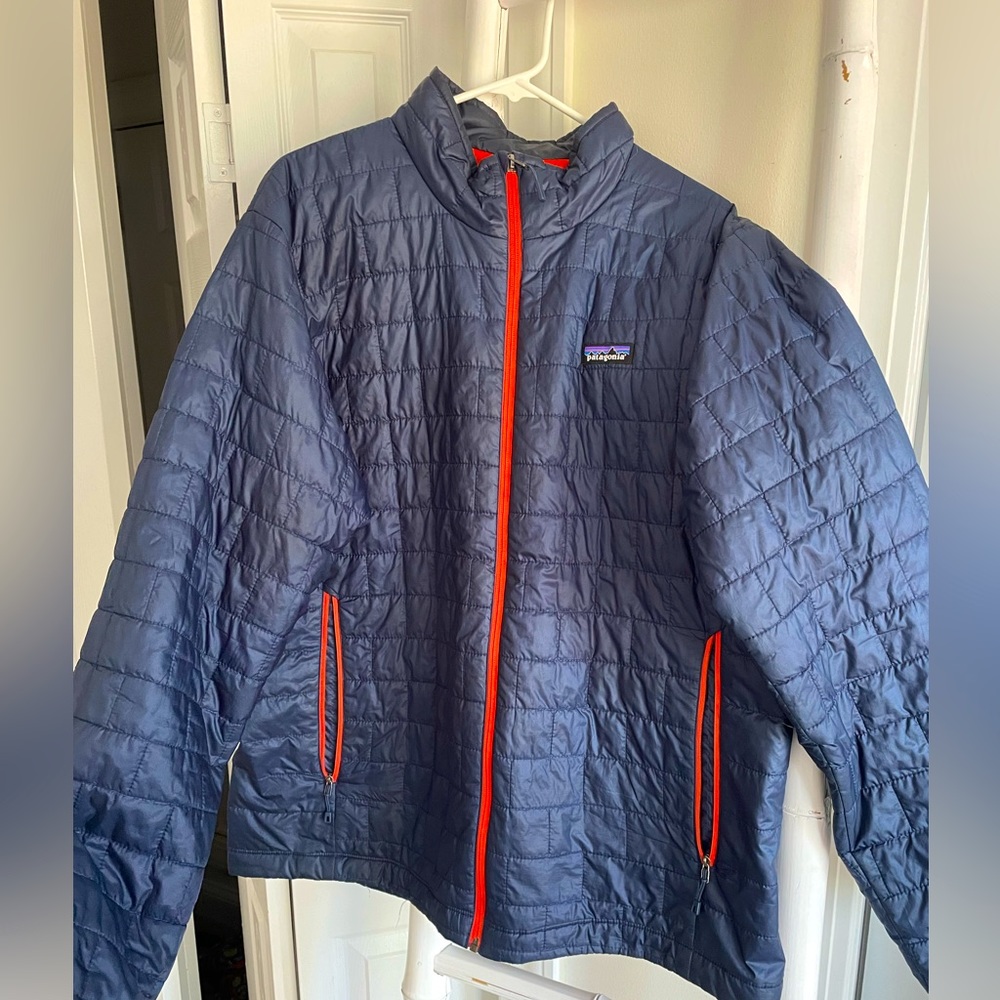 Patagonia XL navy/red NWOT men’s coat